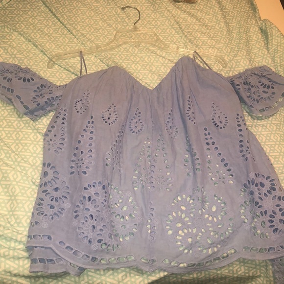 Francesca's Collections Tops - Off the shoulder blouse Francesca's Collections Tops - Off the shoulder blouse